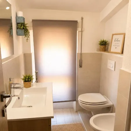 아파트 Luis - Cozy For Two R7265 *